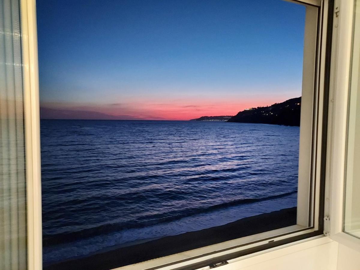 Ocean Beach サロブレーニャ エクステリア 写真